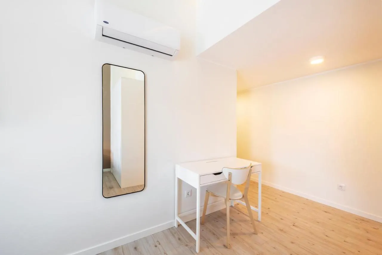 Lisbon Oriente Suites By Olala Homes